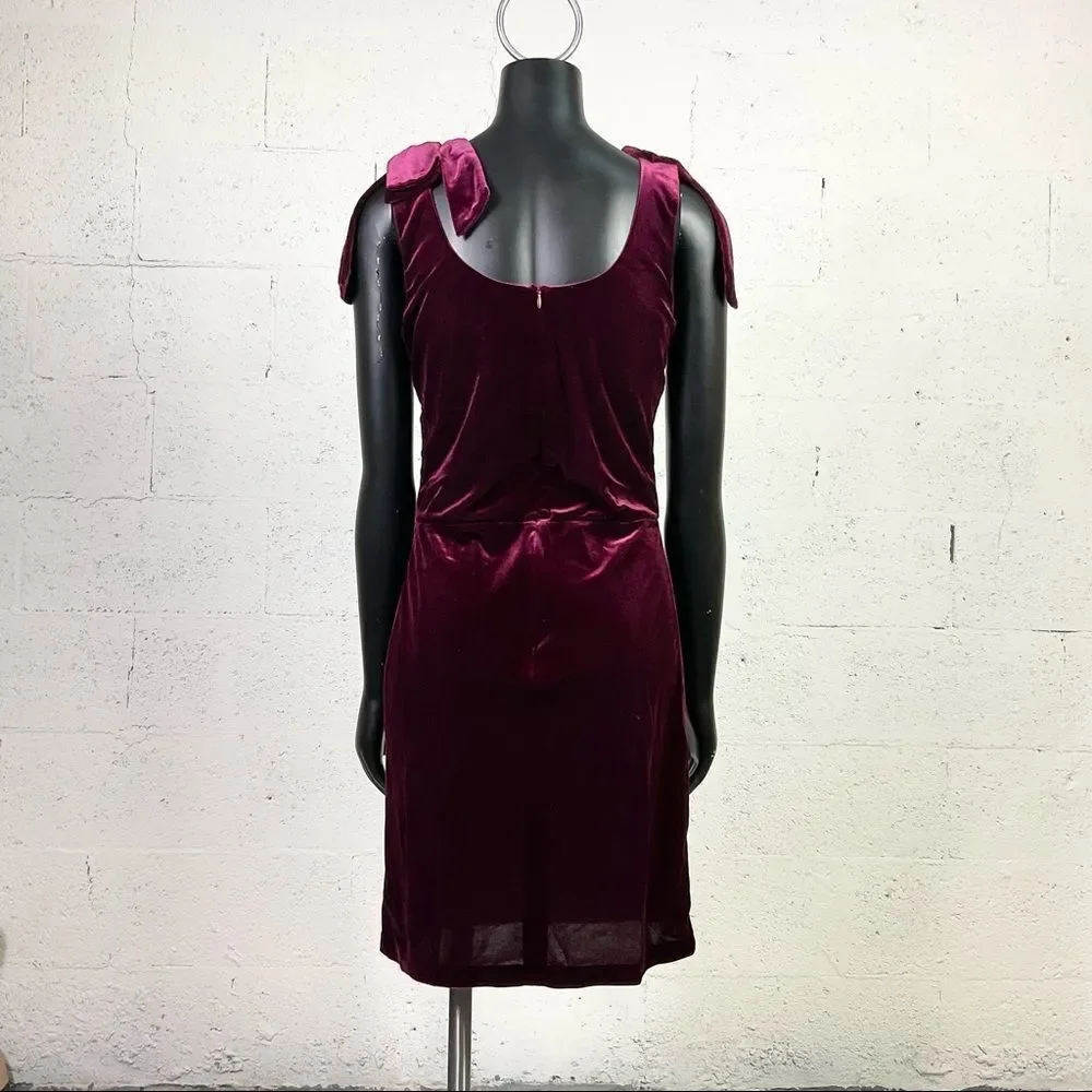 NEW AQUA Style# WO- 6966 burgundy velvet square neck bow strap mini dress L